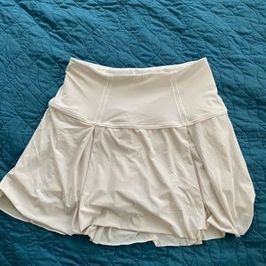 Lululemon skirt